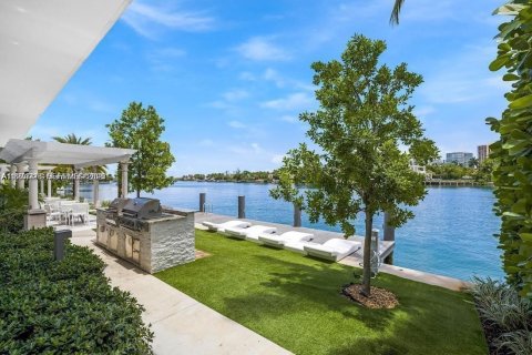 Copropriété à louer à Bay Harbor Islands, Floride: 2 chambres, 87.98 m2 № 2042240 - photo 12