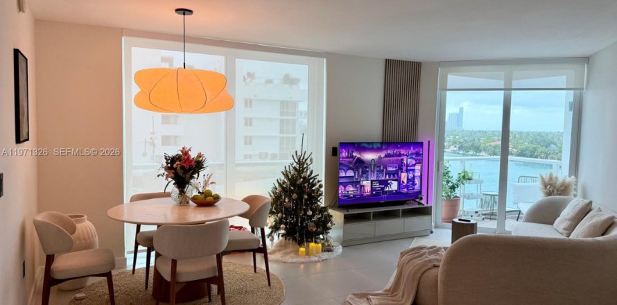 Condo à Bay Harbor Islands, Floride, 2 chambres  № 2042240