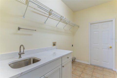 Casa en venta en Kissimmee, Florida, 4 dormitorios, 235.97 m2 № 1608025 - foto 30