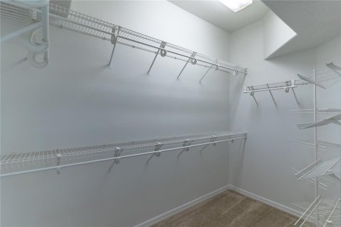 Casa en venta en Kissimmee, Florida, 4 dormitorios, 235.97 m2 № 1608025 - foto 21