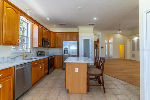 Casa en venta en Kissimmee, Florida, 4 dormitorios, 235.97 m2 № 1608025 - foto 12