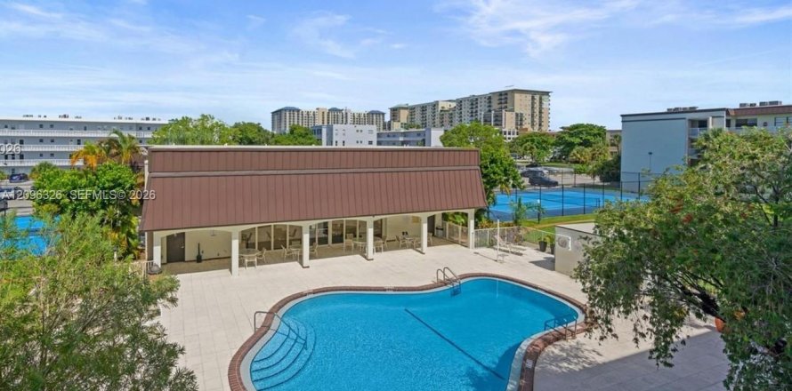 Condo à Dania Beach, Floride, 1 chambre  № 2390157