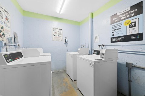 Copropriété à louer à Dania Beach, Floride: 1 chambre, 71.35 m2 № 2390157 - photo 13