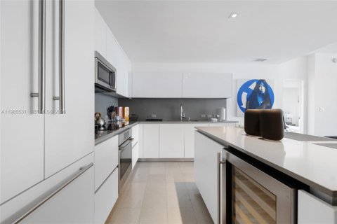Купить кондоминиум в Майами, Флорида 2 спальни, 127.28м2, № 2044868 - фото 8