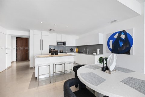 Купить кондоминиум в Майами, Флорида 2 спальни, 127.28м2, № 2044868 - фото 13