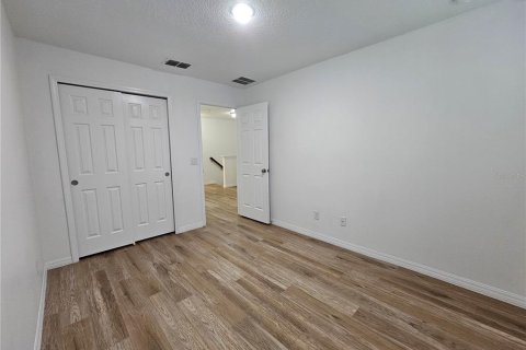 Townhouse in Windermere, Florida 3 bedrooms, 152.73 sq.m. № 2237382 - photo 10