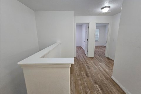 Townhouse in Windermere, Florida 3 bedrooms, 152.73 sq.m. № 2237382 - photo 8