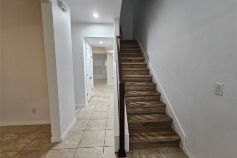 Townhouse in Windermere, Florida 3 bedrooms, 152.73 sq.m. № 2237382 - photo 5
