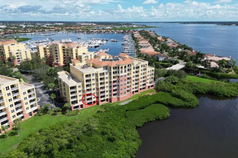 Condo in Palmetto, Florida, 2 bedrooms  № 2230057 - photo 6