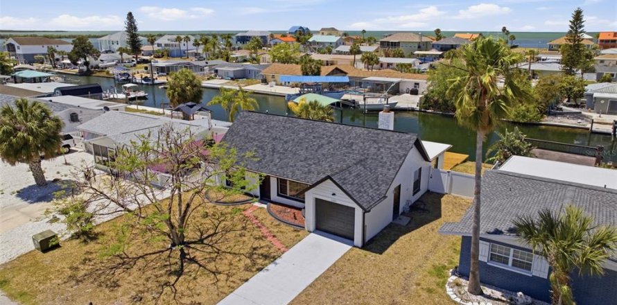 Casa en Hudson, Florida 3 dormitorios, 136.19 m2 № 2229130