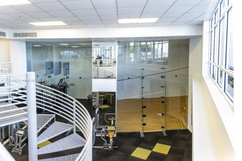 Condominio en venta en Miami, Florida, 3 dormitorios, 234.11 m2 № 1936445 - foto 27