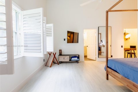 House in Boynton Beach, Florida 3 bedrooms, 181.07 sq.m. № 1946791 - photo 20