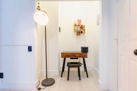 House in Boynton Beach, Florida 3 bedrooms, 181.07 sq.m. № 1946791 - photo 22