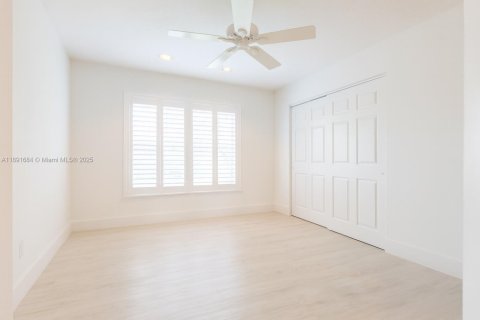 House in Boynton Beach, Florida 3 bedrooms, 181.07 sq.m. № 1946791 - photo 26