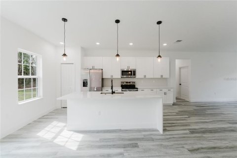 Villa ou maison à louer à Ocala, Floride: 4 chambres, 164.81 m2 № 2155872 - photo 11