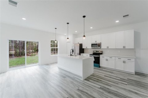 Villa ou maison à louer à Ocala, Floride: 4 chambres, 164.81 m2 № 2155872 - photo 10