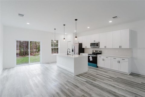 Villa ou maison à louer à Ocala, Floride: 4 chambres, 164.81 m2 № 2155872 - photo 7