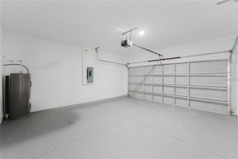 Villa ou maison à louer à Ocala, Floride: 4 chambres, 164.81 m2 № 2155872 - photo 29