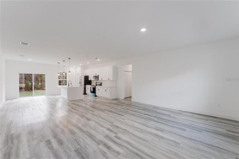Villa ou maison à louer à Ocala, Floride: 4 chambres, 164.81 m2 № 2155872 - photo 6