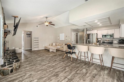 House in Spring Hill, Florida 3 bedrooms, 167.97 sq.m. № 1899063 - photo 9