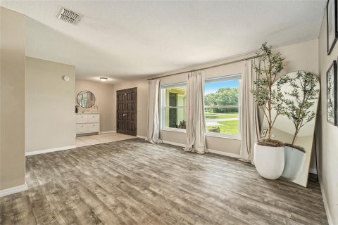 House in Spring Hill, Florida 3 bedrooms, 167.97 sq.m. № 1899063 - photo 3
