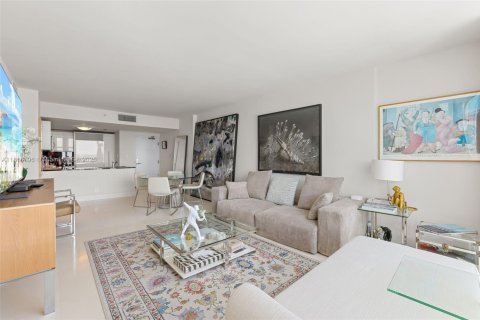 Condominio en venta en Miami Beach, Florida, 1 dormitorio, 88.26 m2 № 1934278 - foto 15