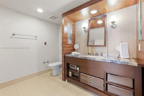 Condominio en venta en Miami Beach, Florida, 1 dormitorio, 88.26 m2 № 1934278 - foto 23