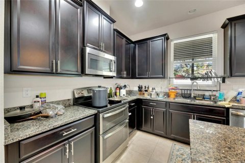 House in Riverview, Florida 4 bedrooms, 282.52 sq.m. № 1560334 - photo 14