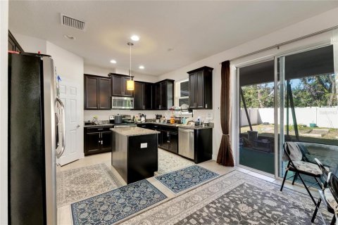 House in Riverview, Florida 4 bedrooms, 282.52 sq.m. № 1560334 - photo 11