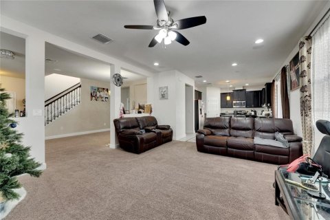 House in Riverview, Florida 4 bedrooms, 282.52 sq.m. № 1560334 - photo 17