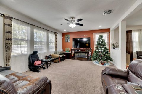 House in Riverview, Florida 4 bedrooms, 282.52 sq.m. № 1560334 - photo 18
