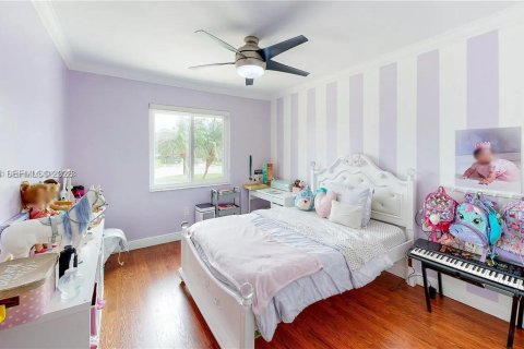 Casa en alquiler en Miami, Florida, 4 dormitorios, 180.23 m2 № 2041187 - foto 12