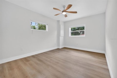 Villa ou maison à vendre à New Port Richey, Floride: 3 chambres, 128.11 m2 № 1906926 - photo 18