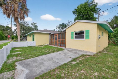 Villa ou maison à vendre à New Port Richey, Floride: 3 chambres, 128.11 m2 № 1906926 - photo 30