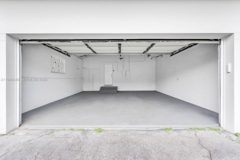 Casa en venta en Miami, Florida, 3 dormitorios, 149.94 m2 № 2002613 - foto 21