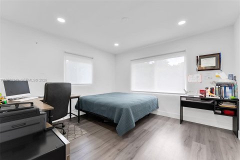 Casa en venta en Miami, Florida, 3 dormitorios, 149.94 m2 № 2002613 - foto 13