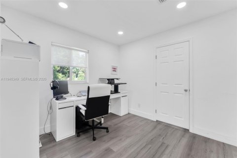 Casa en venta en Miami, Florida, 3 dormitorios, 149.94 m2 № 2002613 - foto 20
