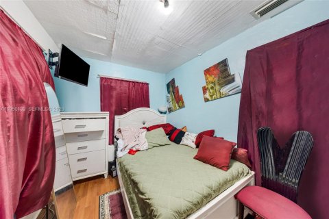 Купить коммерческую недвижимость в Майами, Флорида 243.87м2, № 2050394 - фото 11