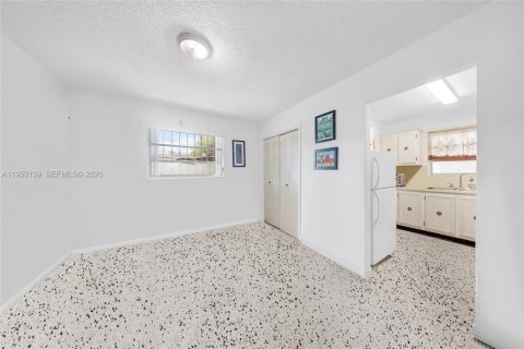 Купить коммерческую недвижимость в Майами, Флорида 243.87м2, № 2050394 - фото 23