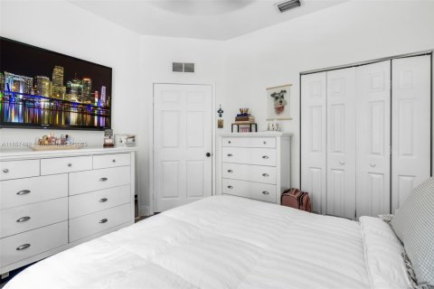 Купить кондоминиум в Мирамар, Флорида 3 спальни, 132.48м2, № 1881706 - фото 19