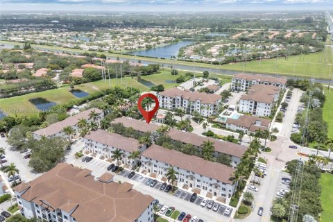 Купить кондоминиум в Мирамар, Флорида 3 спальни, 132.48м2, № 1881706 - фото 28