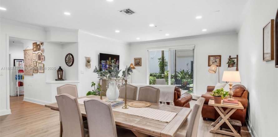 Condo à Miramar, Floride, 3 chambres № 1881706