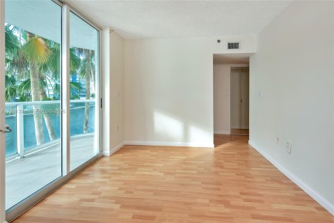 Copropriété à vendre à Miami Beach, Floride: 3 chambres, 129.13 m2 № 2256906 - photo 26
