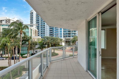 Copropriété à vendre à Miami Beach, Floride: 3 chambres, 129.13 m2 № 2256906 - photo 5