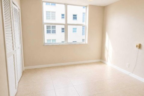 Copropriété à louer à Pompano Beach, Floride: 3 chambres, 129.13 m2 № 2078691 - photo 17