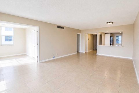 Copropriété à louer à Pompano Beach, Floride: 3 chambres, 129.13 m2 № 2078691 - photo 7