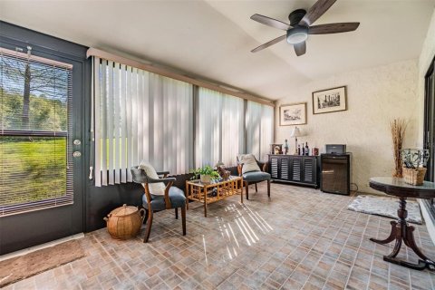 House in Tarpon Springs, Florida 2 bedrooms, 109.35 sq.m. № 1718729 - photo 21