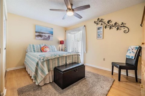 House in Tarpon Springs, Florida 2 bedrooms, 109.35 sq.m. № 1718729 - photo 19
