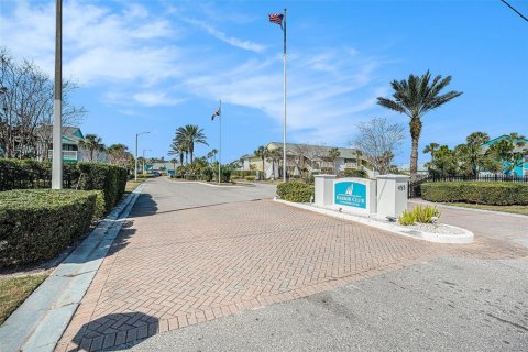 Copropriété à vendre à Palm Harbor, Floride: 2 chambres, 83.43 m2 № 1566711 - photo 2