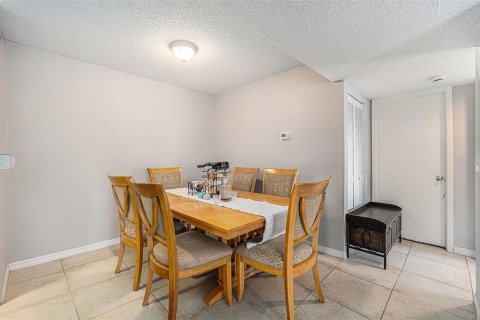 Copropriété à vendre à Palm Harbor, Floride: 2 chambres, 83.43 m2 № 1566711 - photo 24
